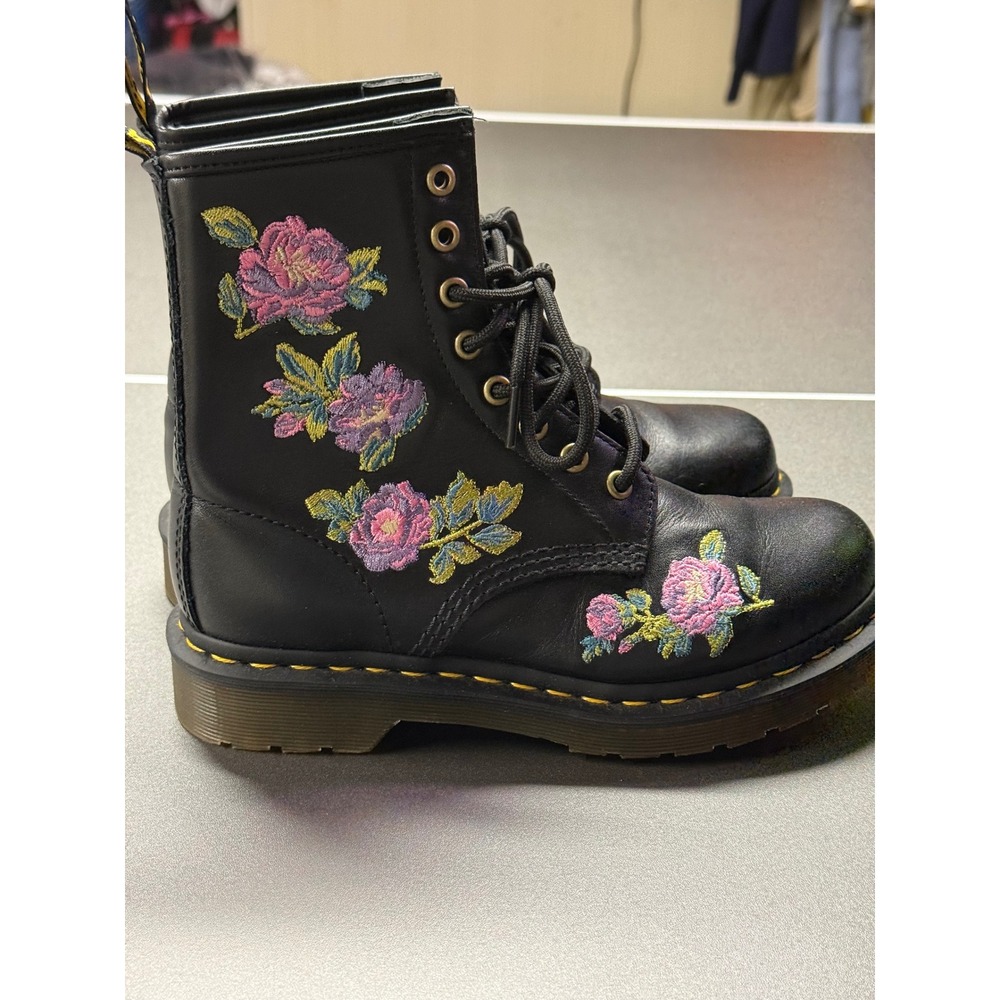 Dr. Martens Vonda 1460 Black Floral Embroidered Leather Boots Women US 6 UK 4